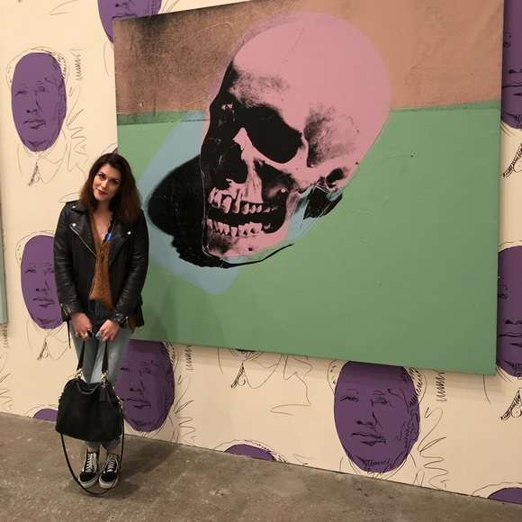 Meet your Posher, Courtney - Picture 3 of 3